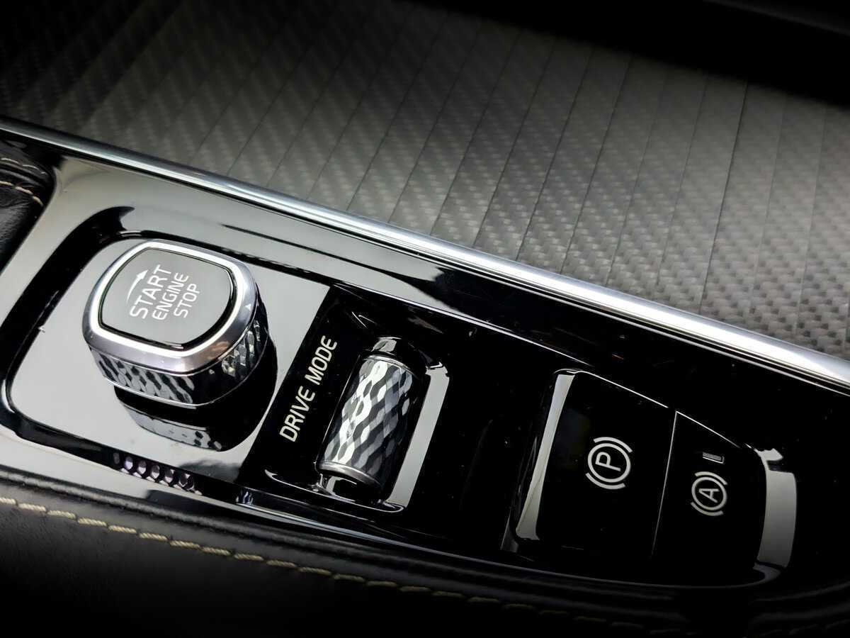 Купить Volvo XC90 с пробегом. Фото: #28