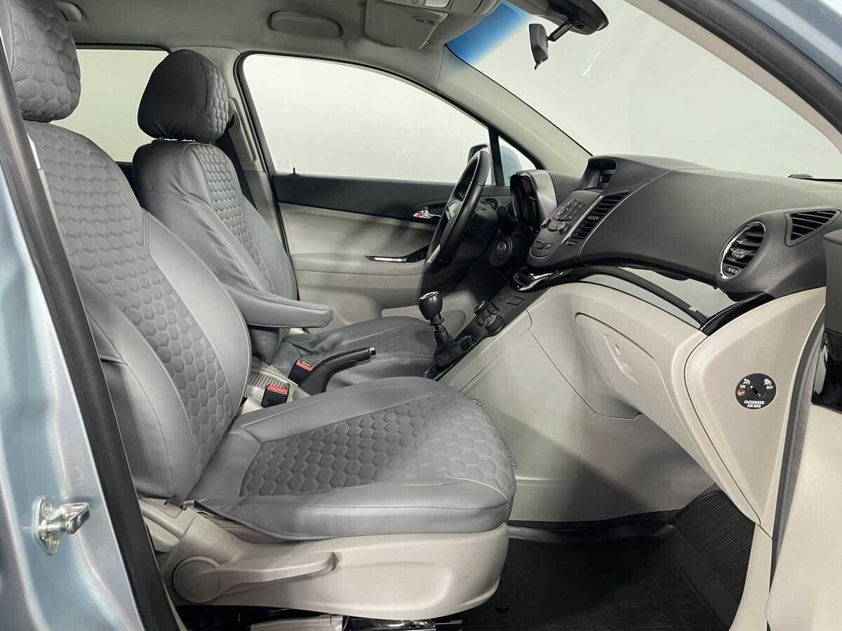 Купить Chevrolet Orlando с пробегом. Фото: #13