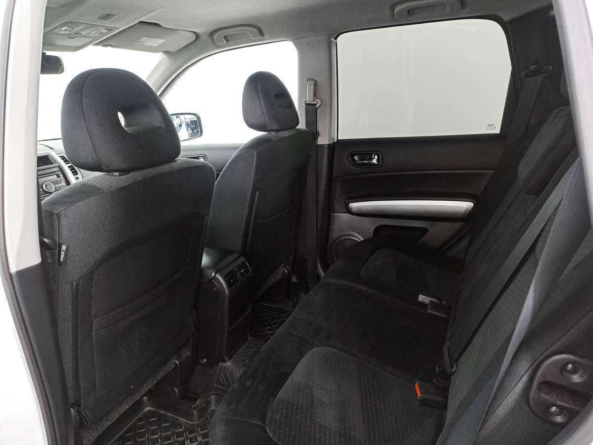 Купить Nissan X-Trail с пробегом. Фото: #9