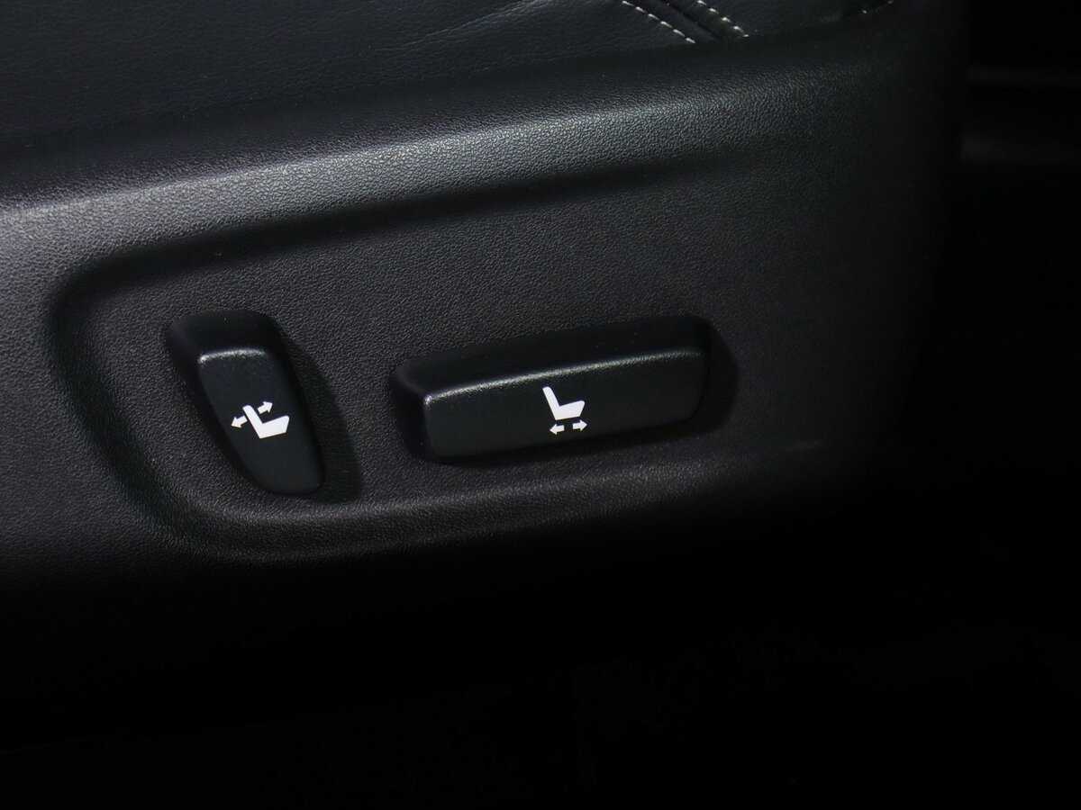 Купить Toyota Land Cruiser Prado с пробегом. Фото: #12