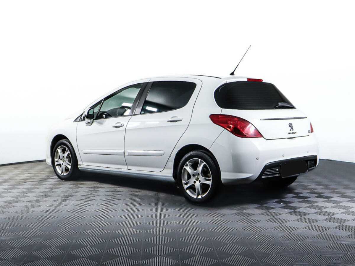 Купить Peugeot 308 с пробегом. Фото: #6