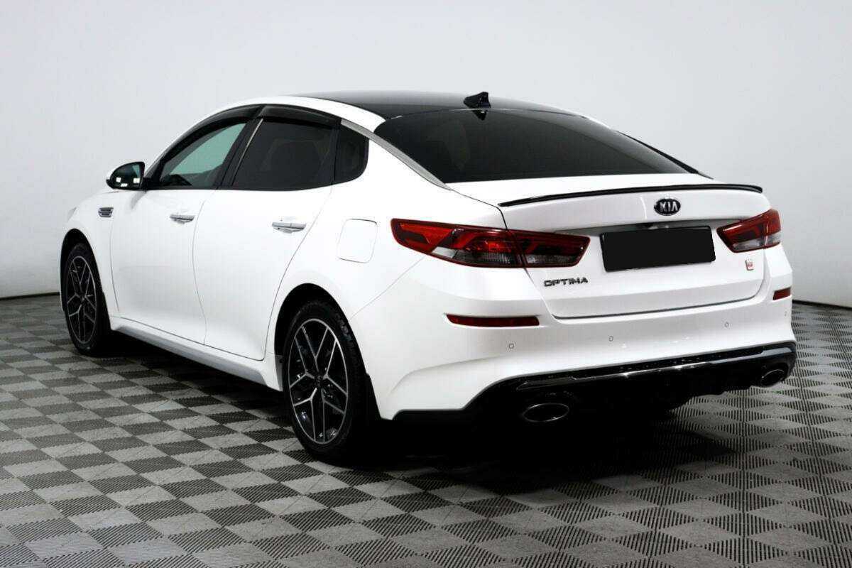 Купить Kia Optima с пробегом. Фото: #6