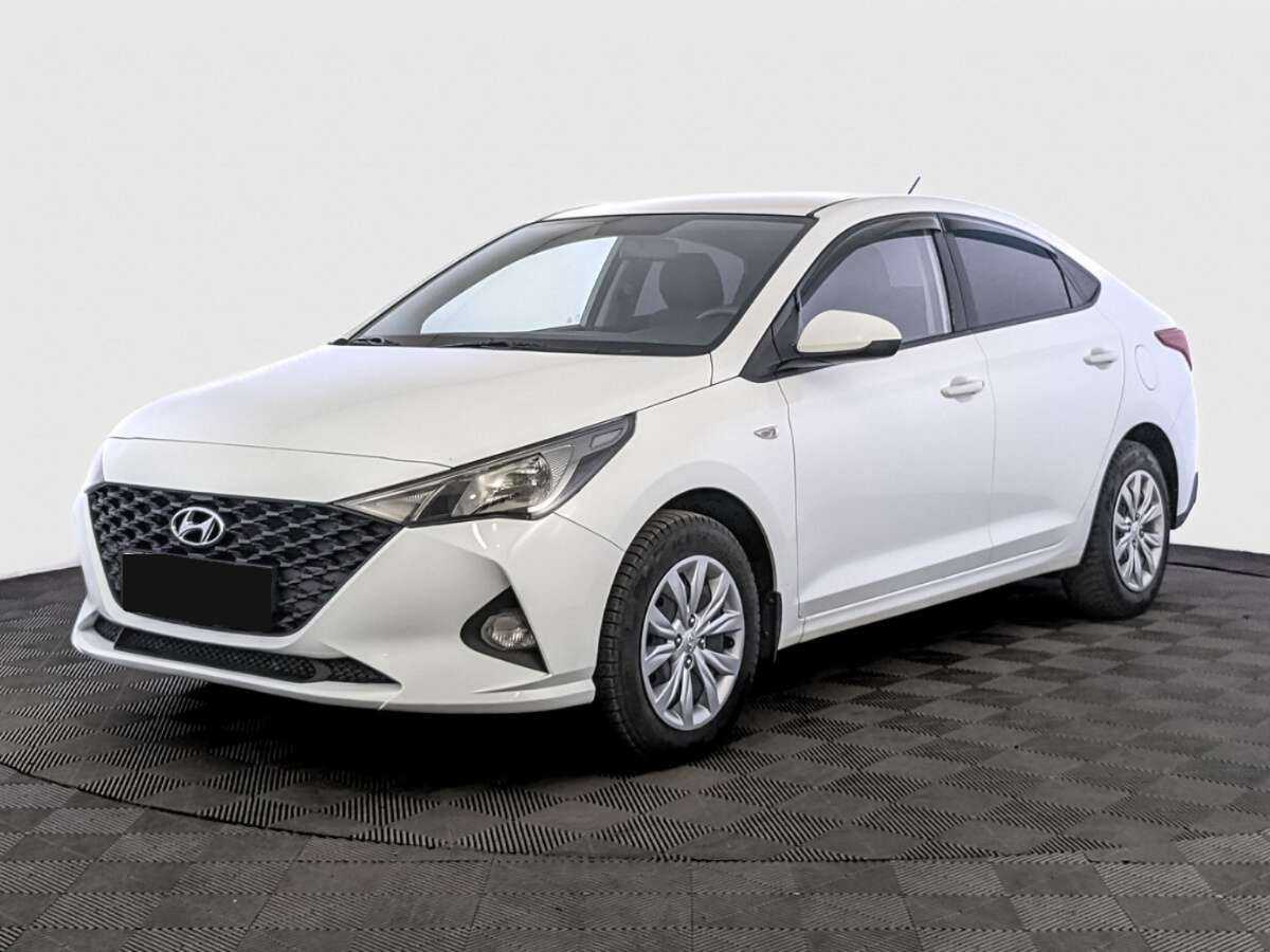 Купить Hyundai Solaris с пробегом. Посмотреть фото