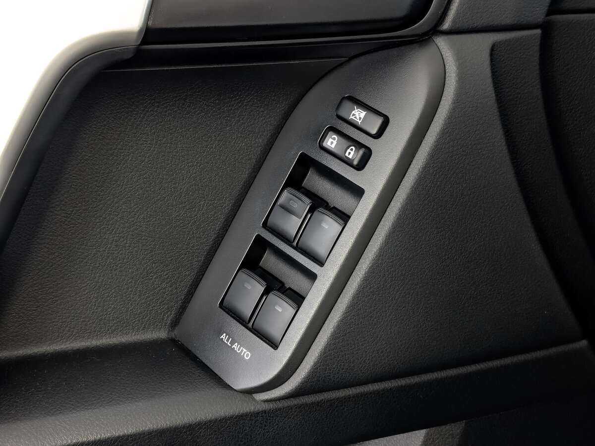 Купить Toyota Land Cruiser Prado с пробегом. Фото: #22