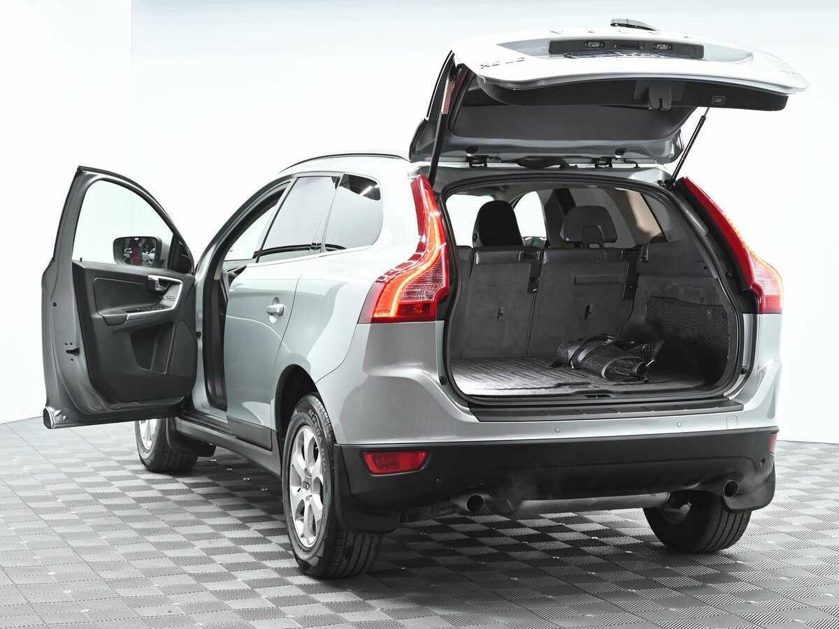 Купить Volvo XC60 с пробегом. Фото: #4