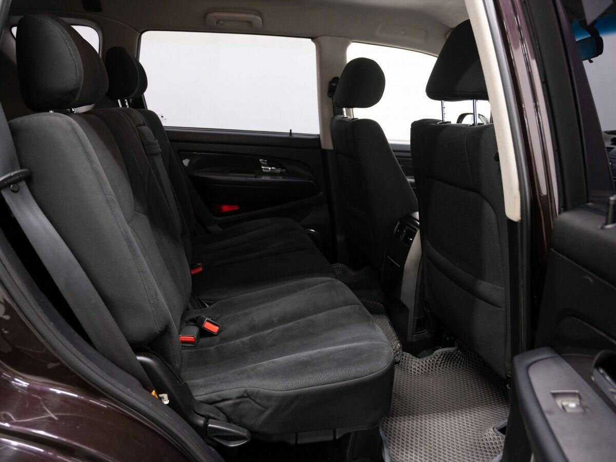 Купить SsangYong Rexton с пробегом. Фото: #9