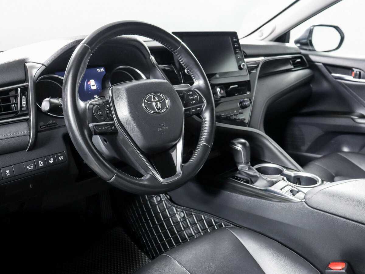 Купить Toyota Camry с пробегом. Фото: #13