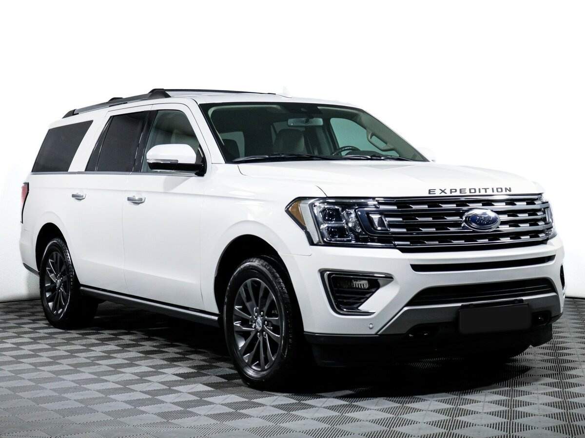 Купить Ford Expedition с пробегом. Фото: #2