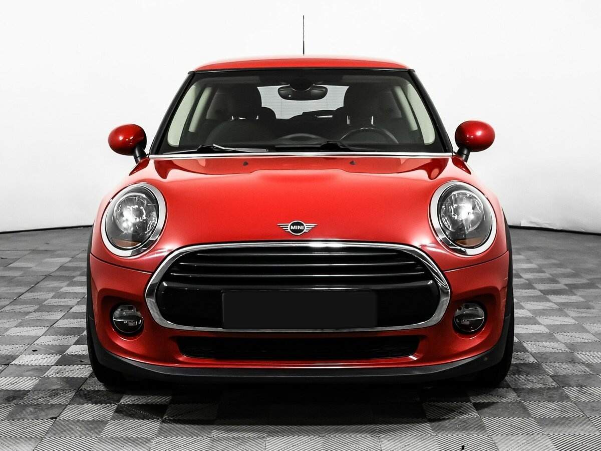 Купить Mini Hatch с пробегом. Фото: #1