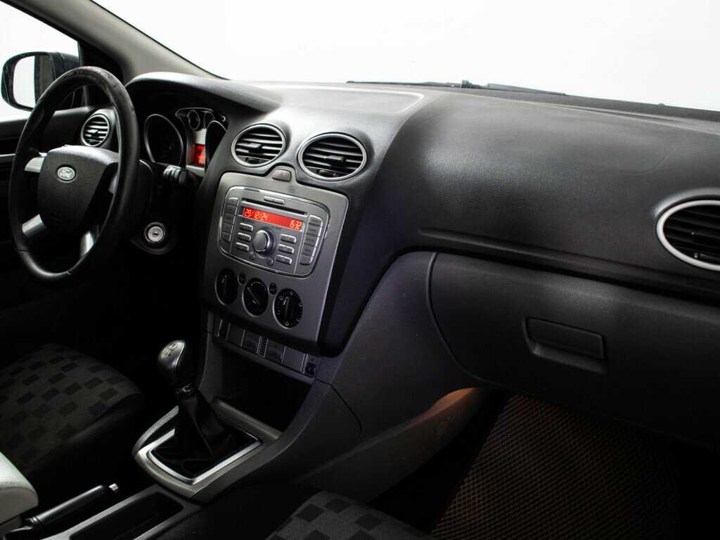 Купить Ford Focus с пробегом. Фото: #8