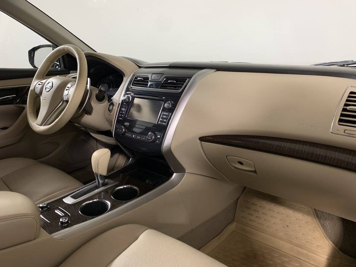 Купить Nissan Teana с пробегом. Фото: #13