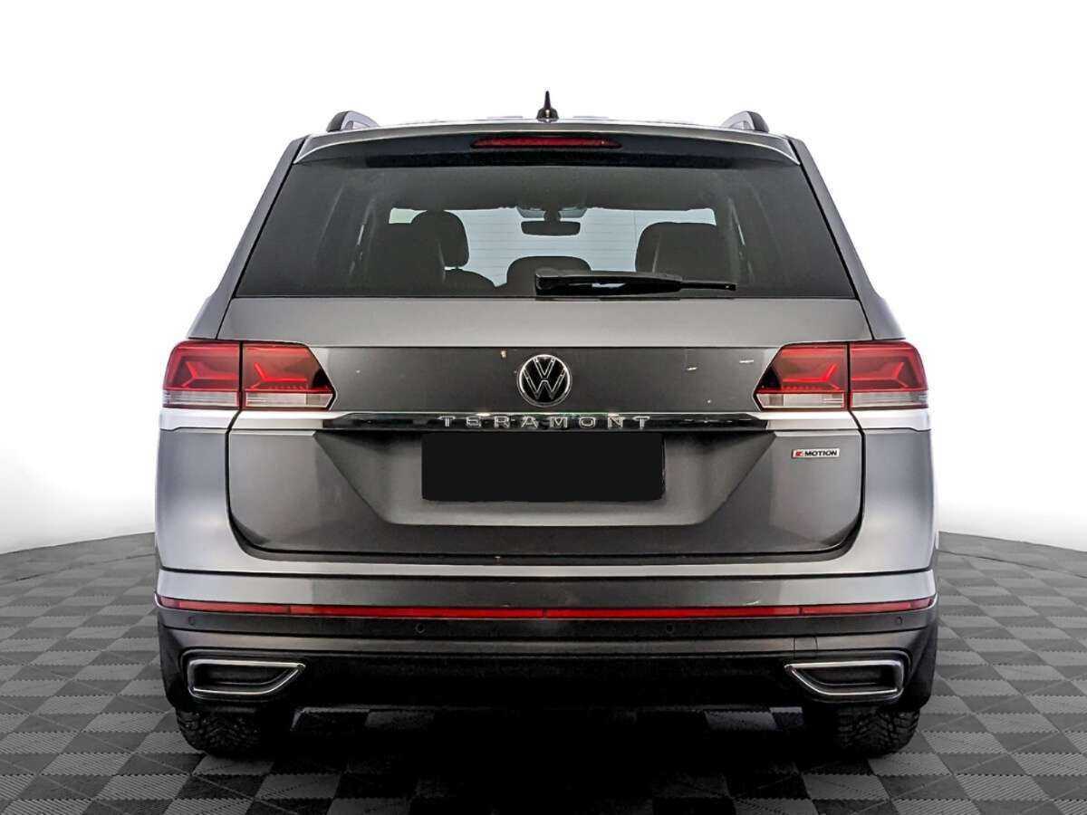 Купить Volkswagen Teramont с пробегом. Фото: #5
