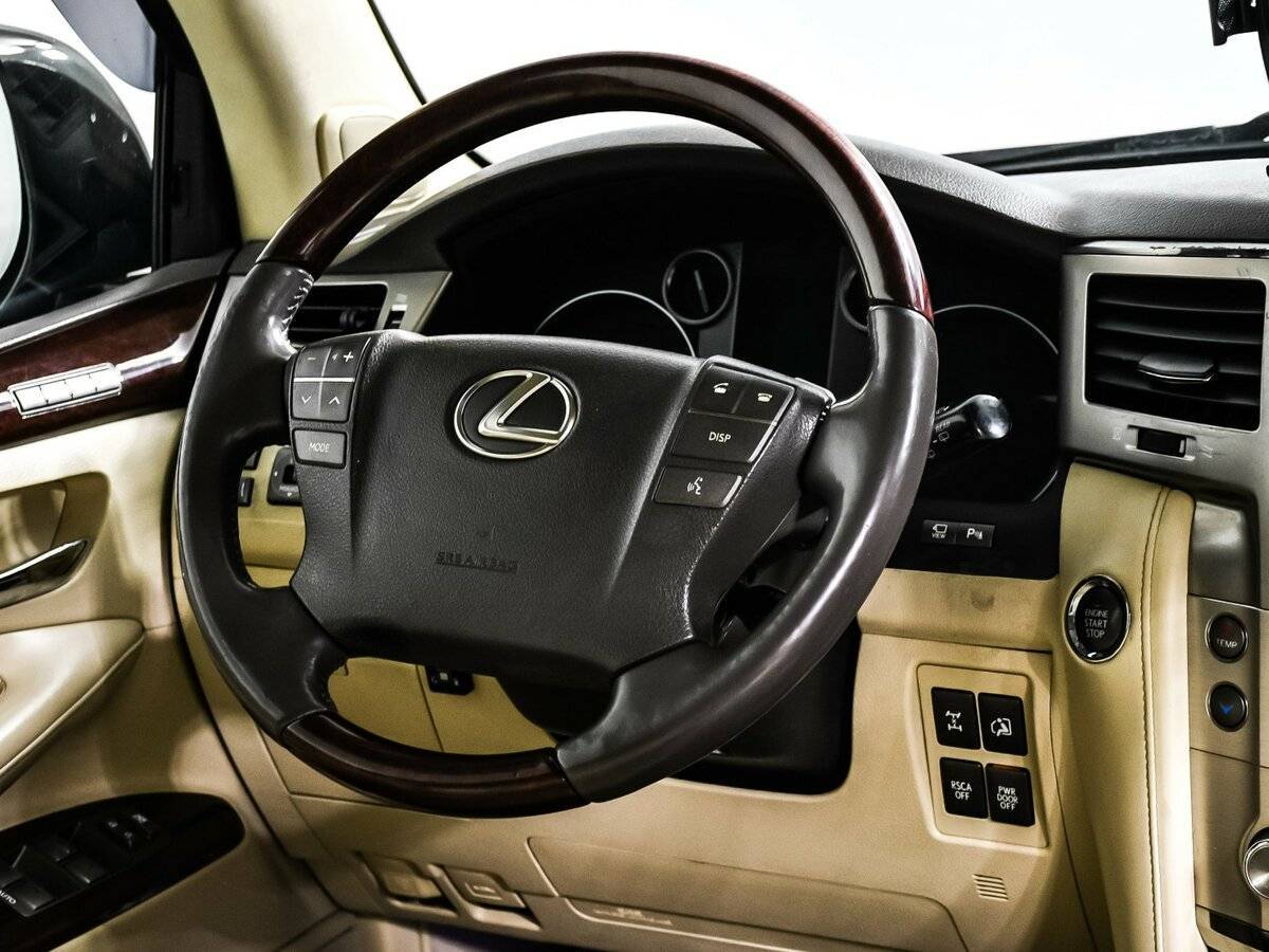 Купить Lexus LX с пробегом. Фото: #11