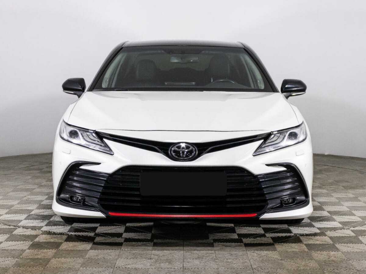 Купить Toyota Camry с пробегом. Фото: #1