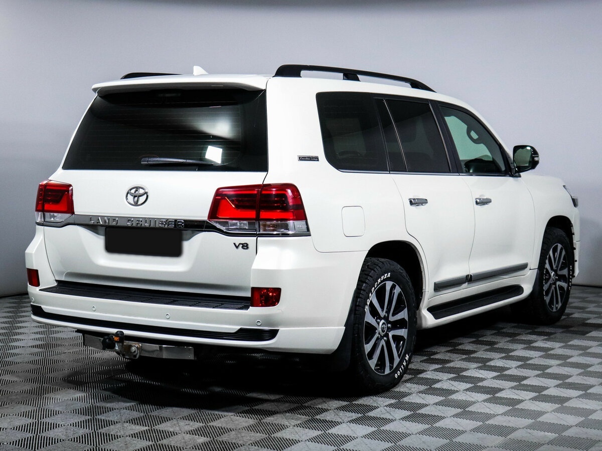 Купить Toyota Land Cruiser с пробегом. Фото: #4