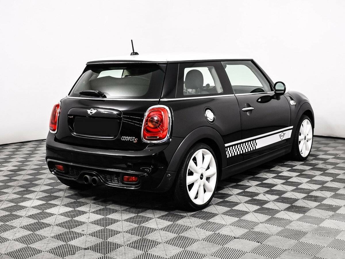 Купить Mini Hatch с пробегом. Фото: #4