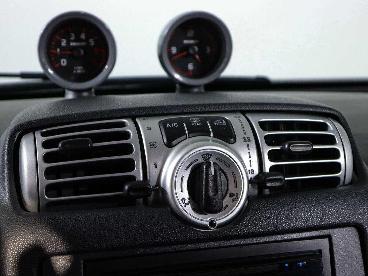 Купить Smart Fortwo с пробегом. Фото: #11