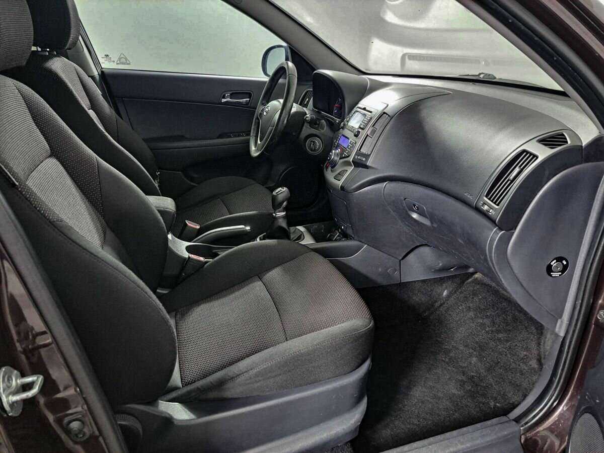 Купить Hyundai i30 с пробегом. Фото: #10