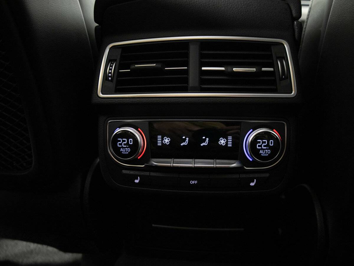 Купить Audi Q7 с пробегом. Фото: #23