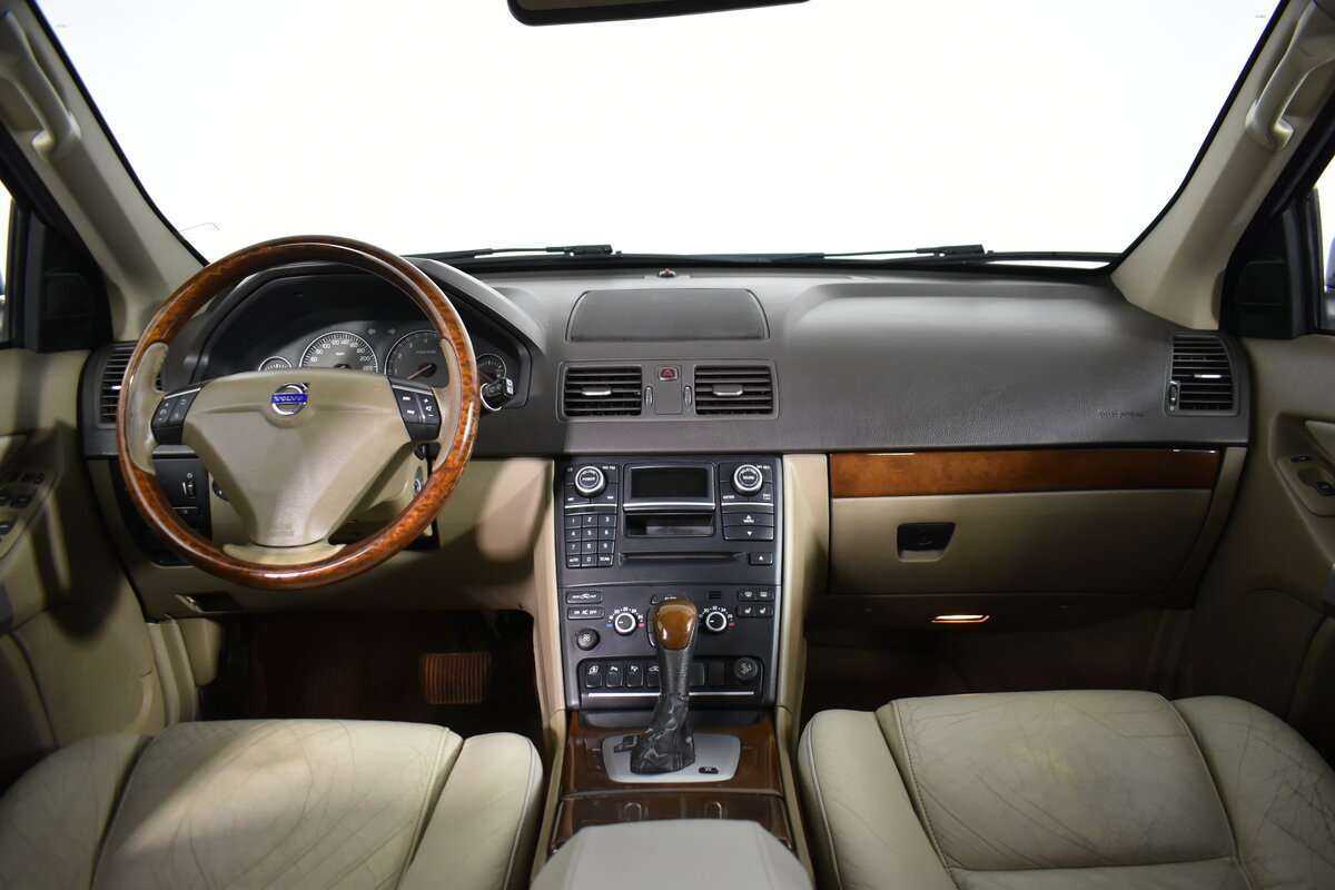 Купить Volvo XC90 с пробегом. Фото: #10