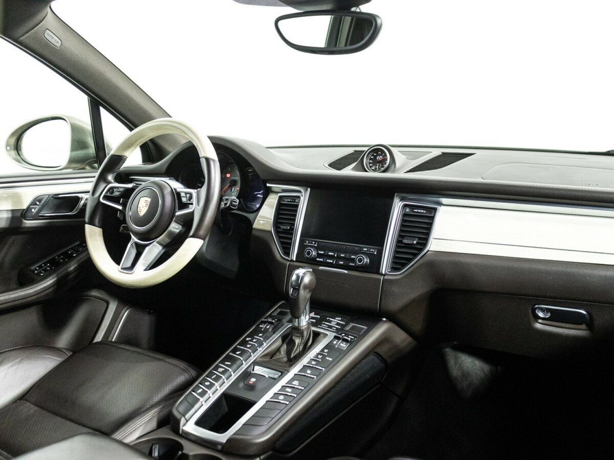 Купить Porsche Macan с пробегом. Фото: #8
