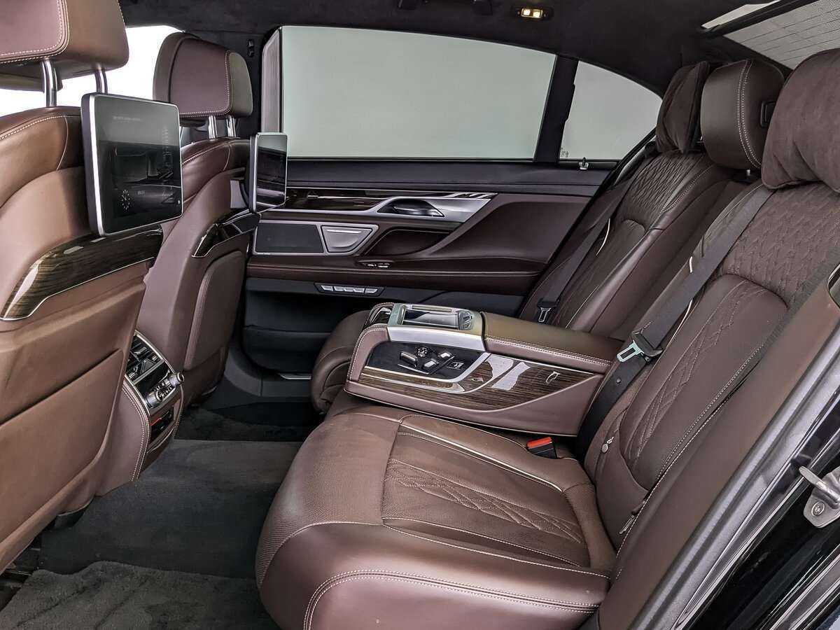 Купить BMW 7 серии с пробегом. Фото: #12