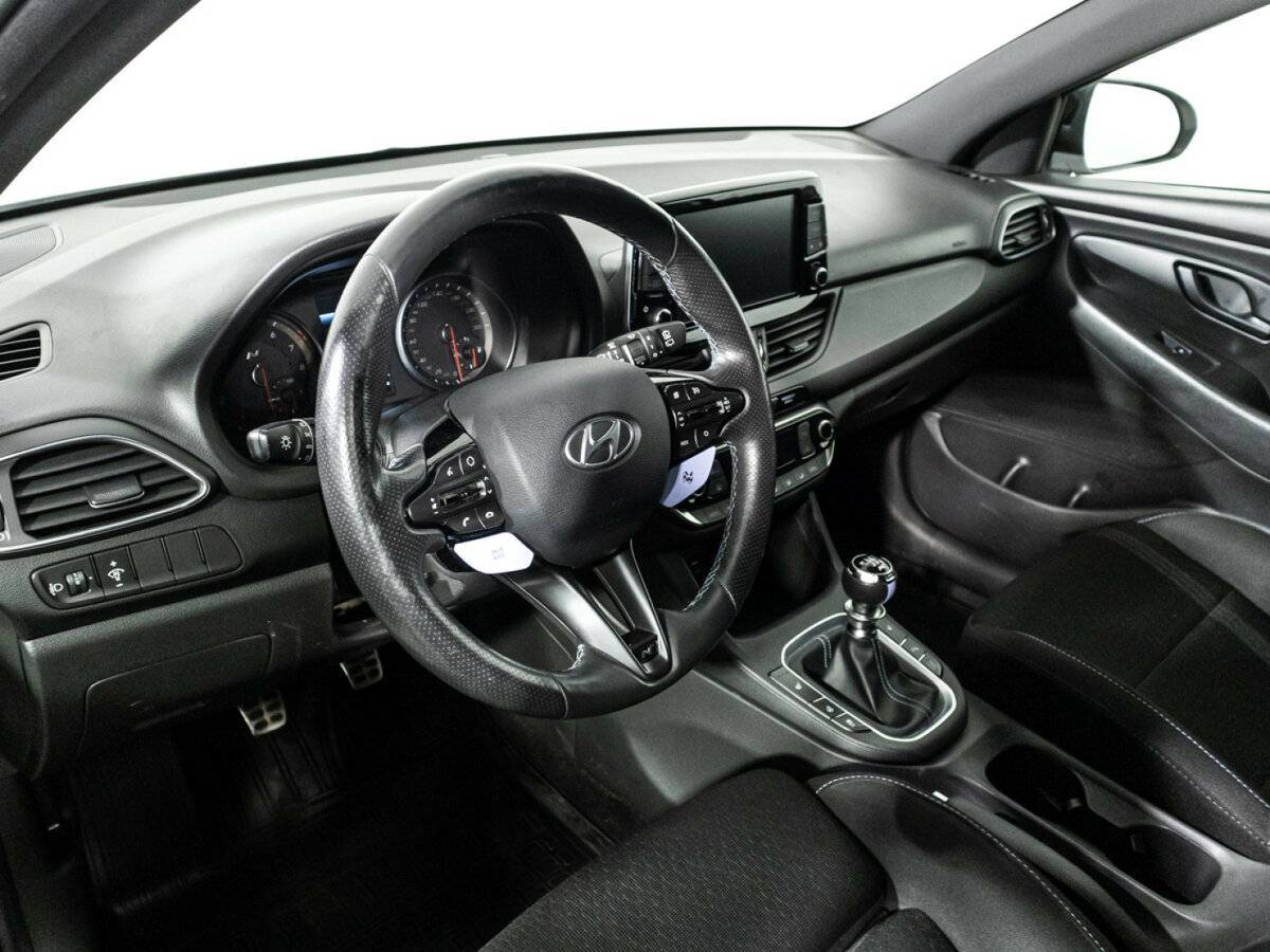 Купить Hyundai i30 N с пробегом. Фото: #10