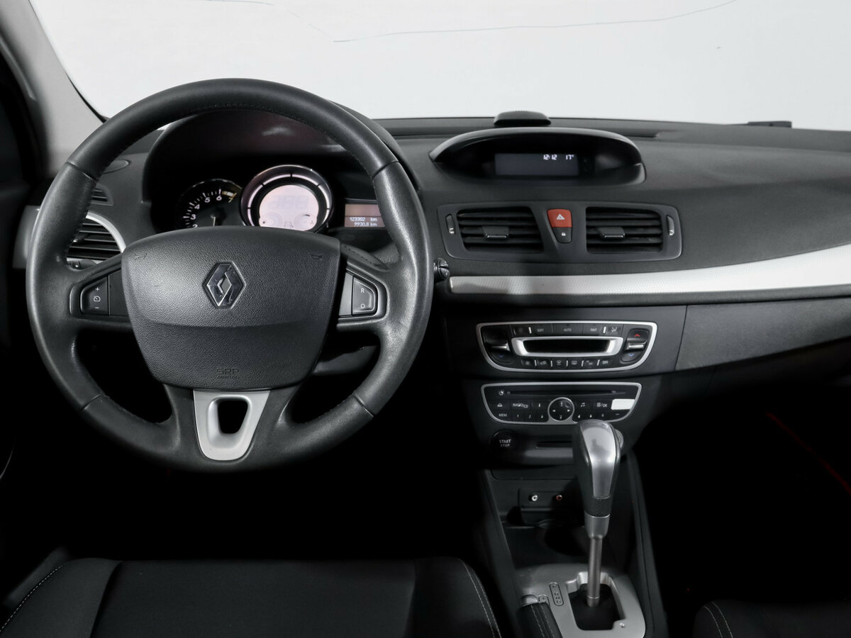Купить Renault Megane с пробегом. Фото: #9