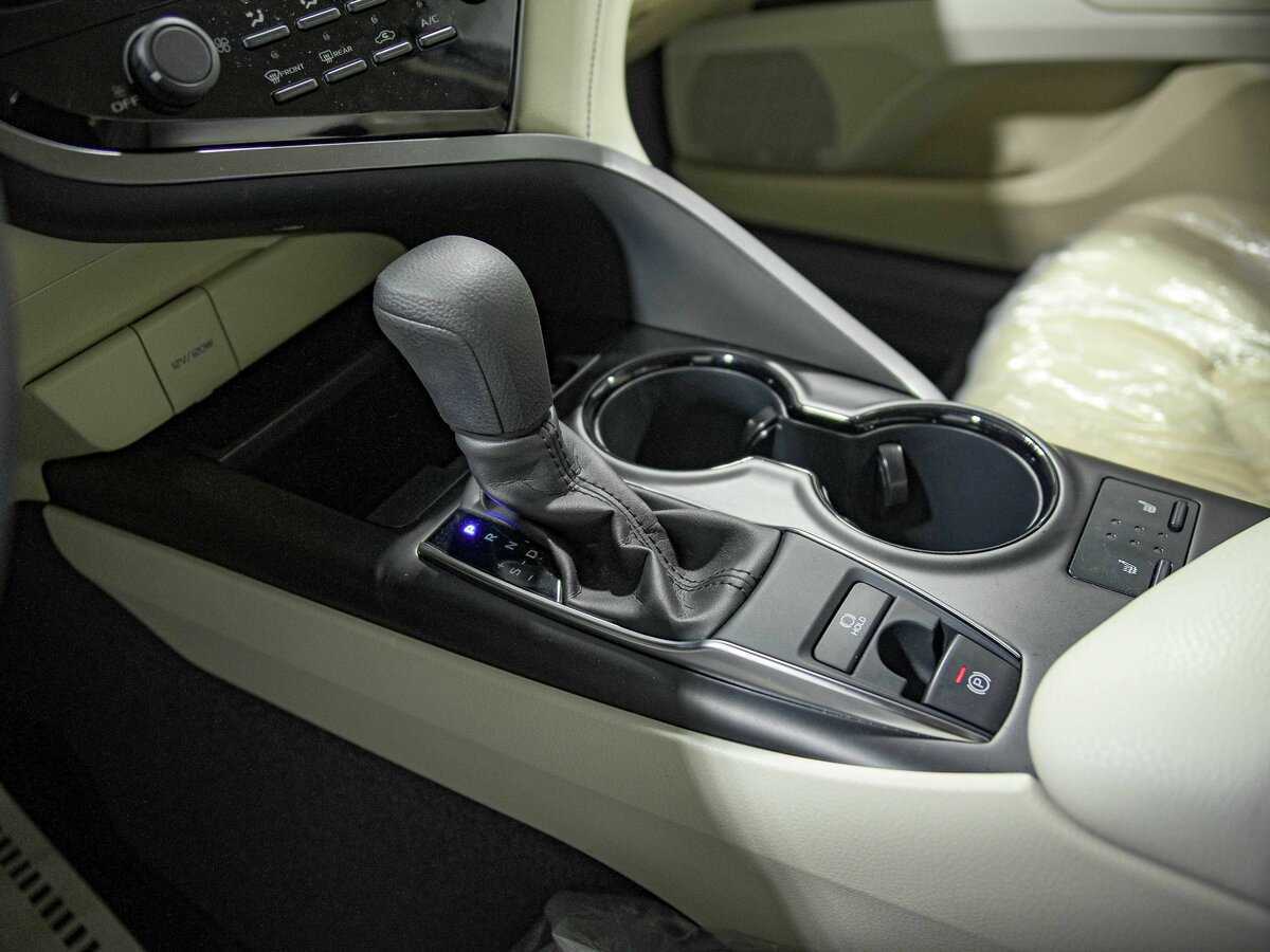Купить Toyota Camry с пробегом. Фото: #10