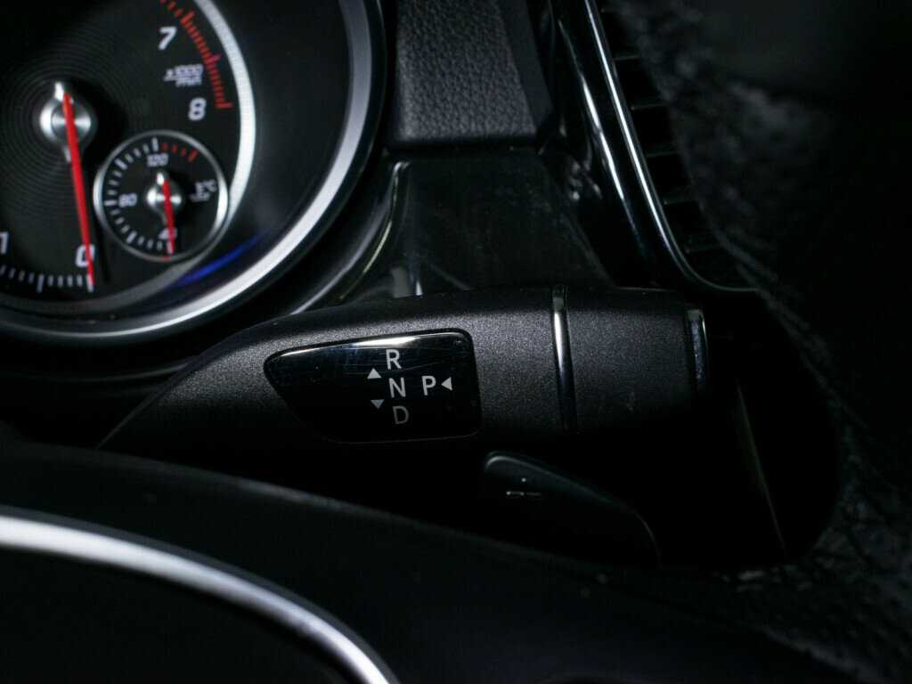 Купить Mercedes-Benz GLE с пробегом. Фото: #15