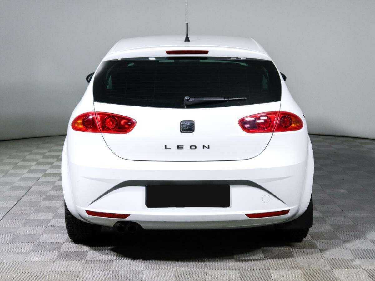 Купить SEAT Leon с пробегом. Фото: #4
