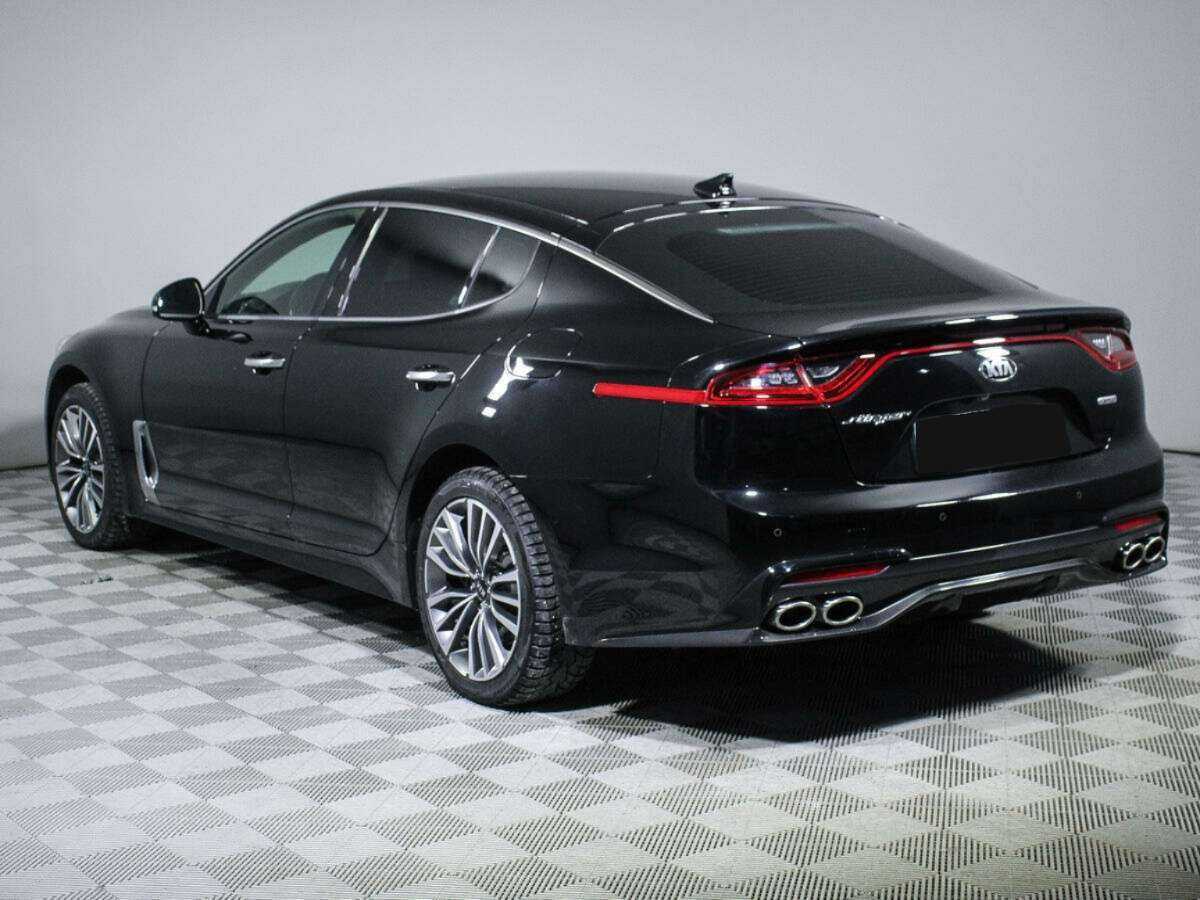 Купить Kia Stinger с пробегом. Фото: #4