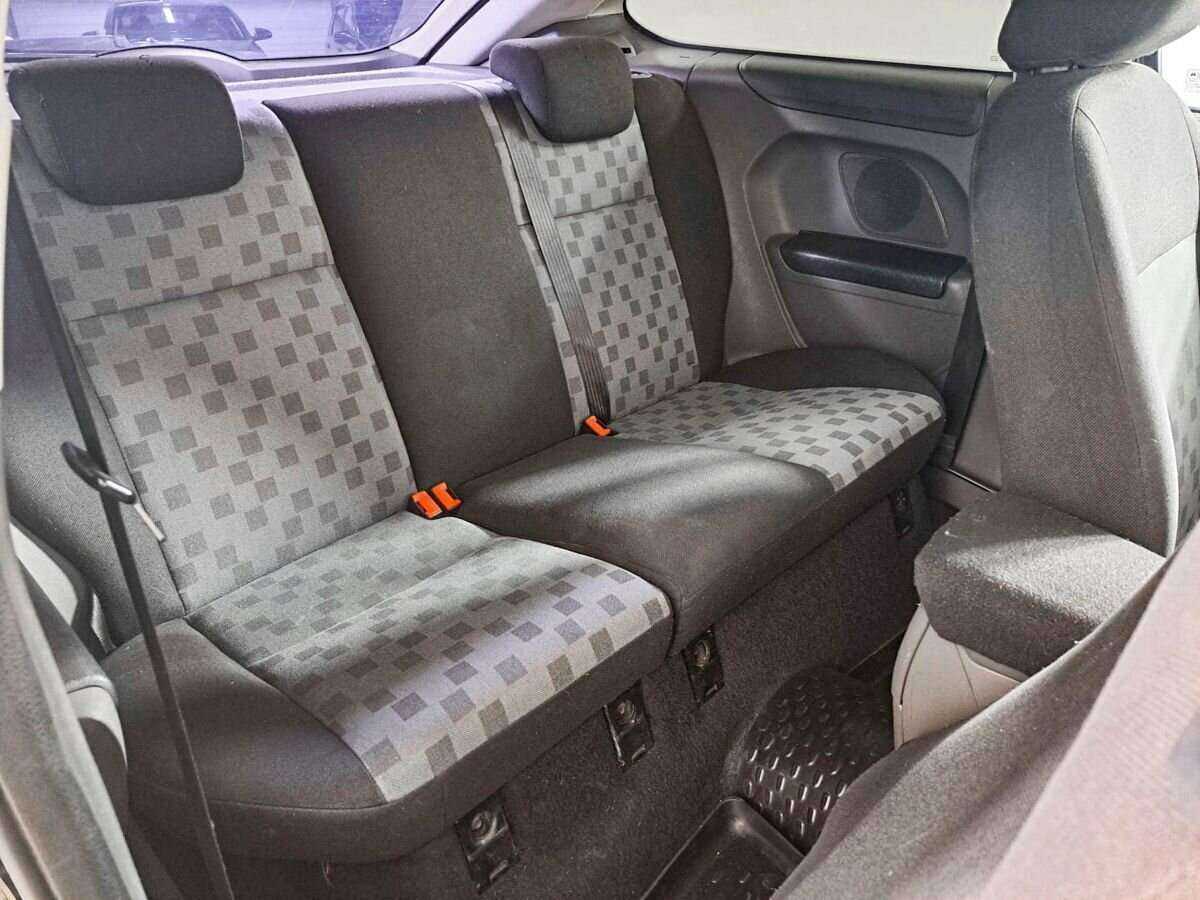 Купить Ford Focus с пробегом. Фото: #10