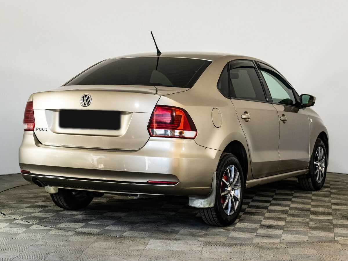 Купить Volkswagen Polo с пробегом. Фото: #4