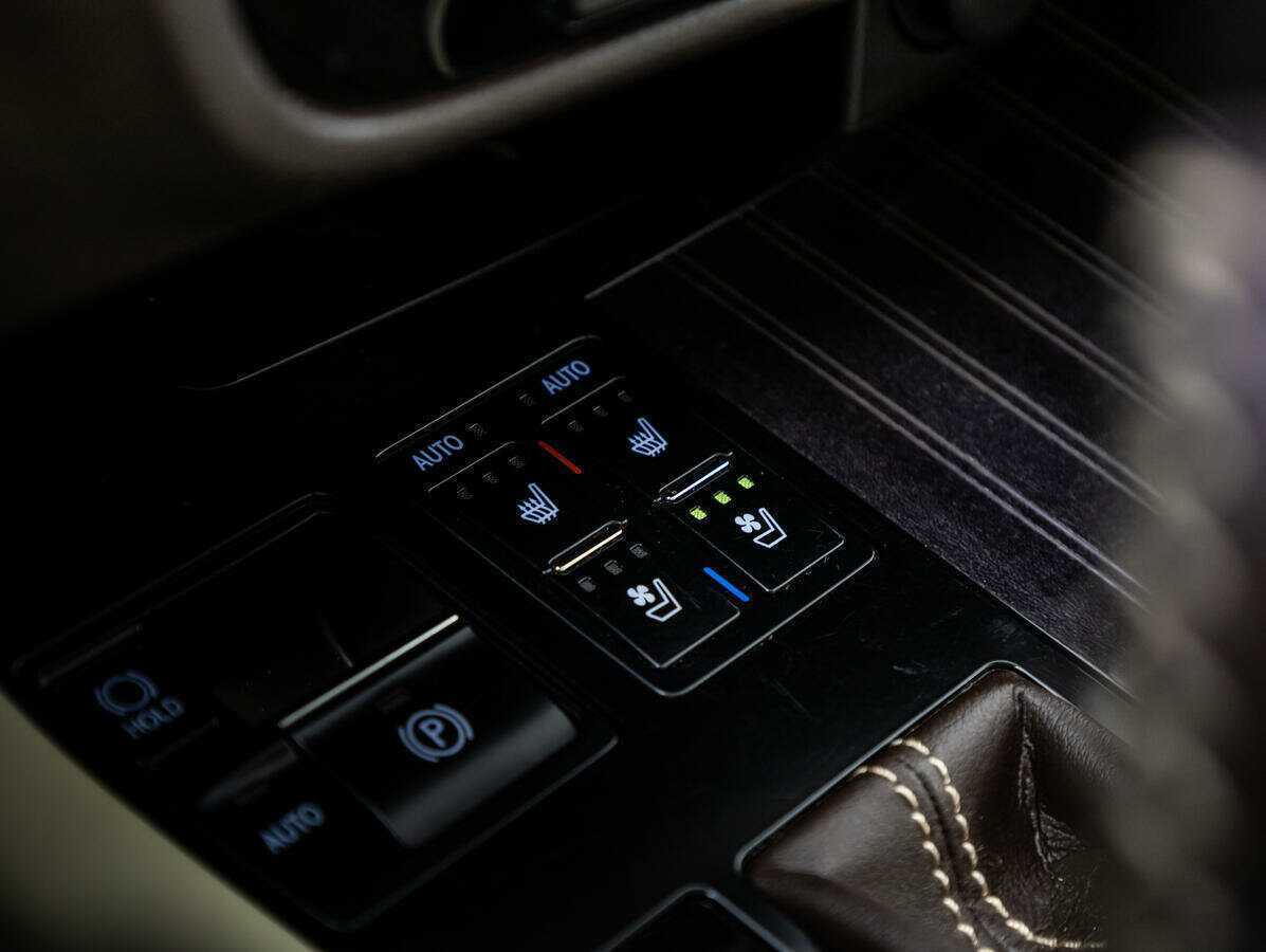 Купить Lexus RX с пробегом. Фото: #10
