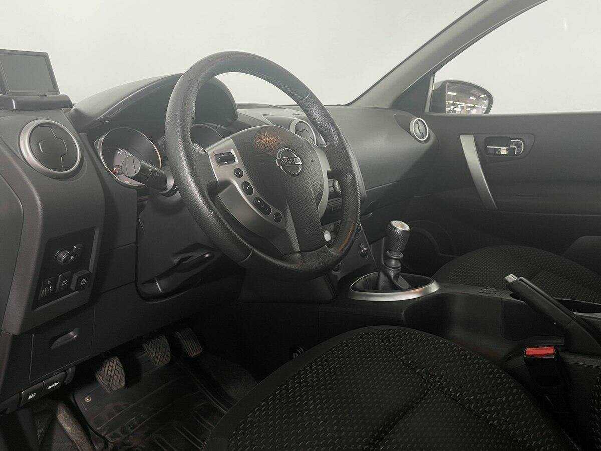 Купить Nissan Qashqai+2 с пробегом. Фото: #12