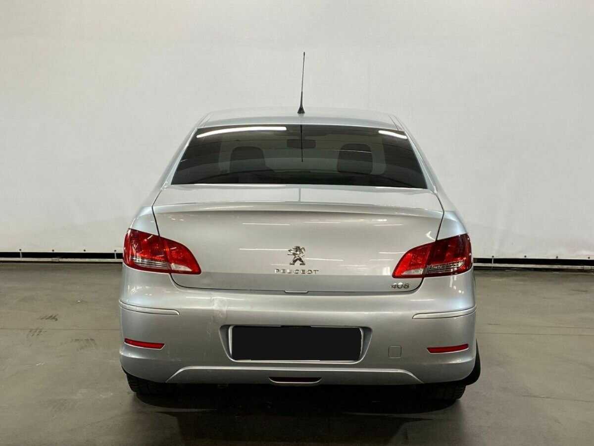 Купить Peugeot 408 с пробегом. Фото: #5
