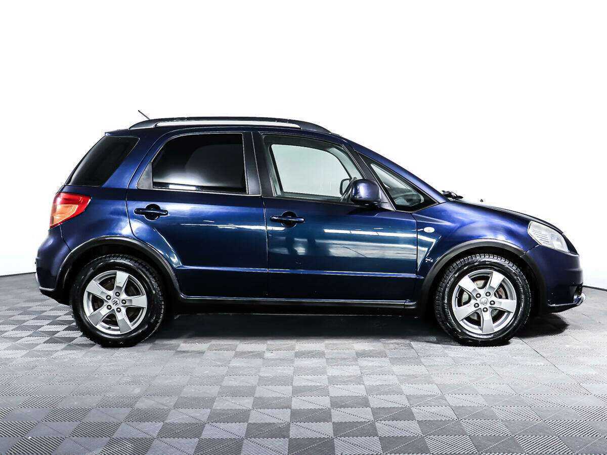 Купить Suzuki SX4 с пробегом. Фото: #3