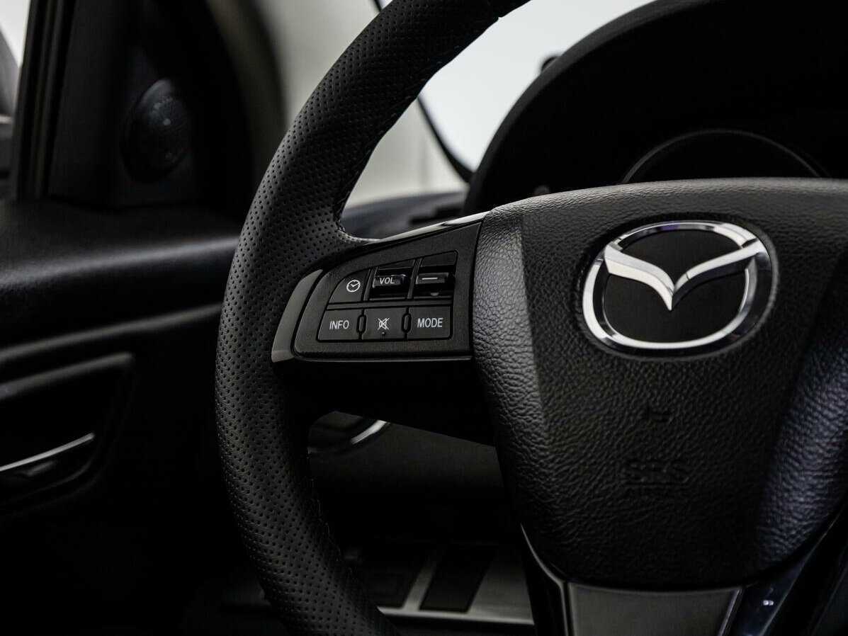 Купить Mazda 6 с пробегом. Фото: #12