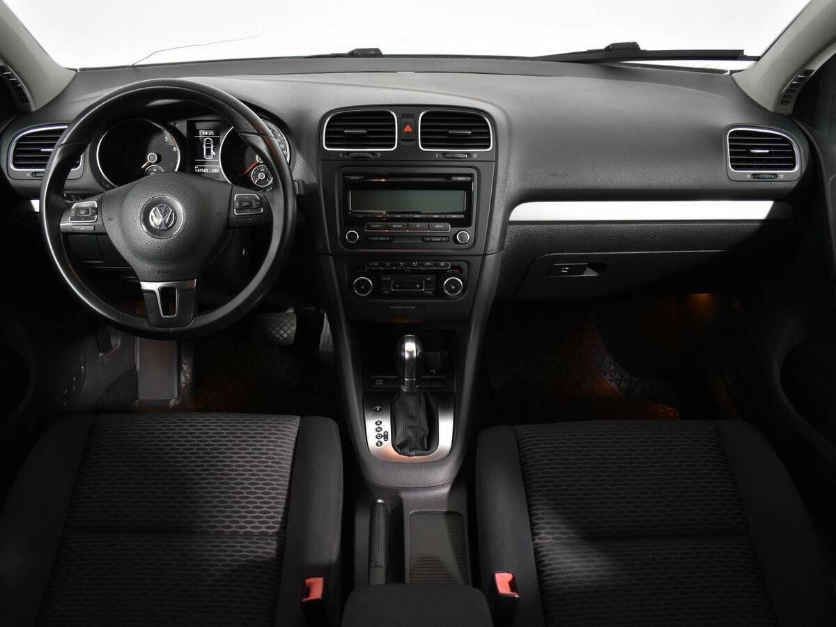 Купить Volkswagen Golf с пробегом. Фото: #10