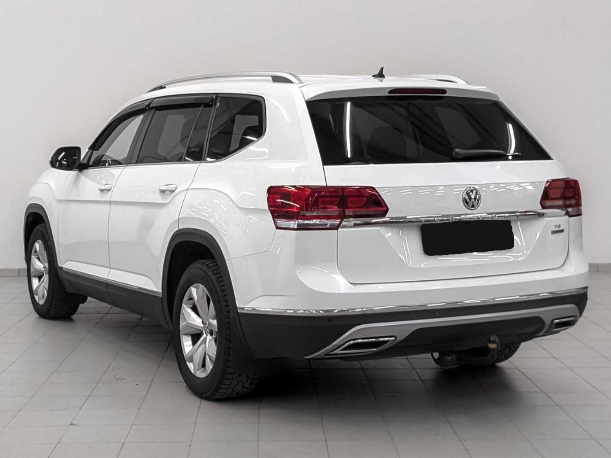 Купить Volkswagen Teramont с пробегом. Фото: #6