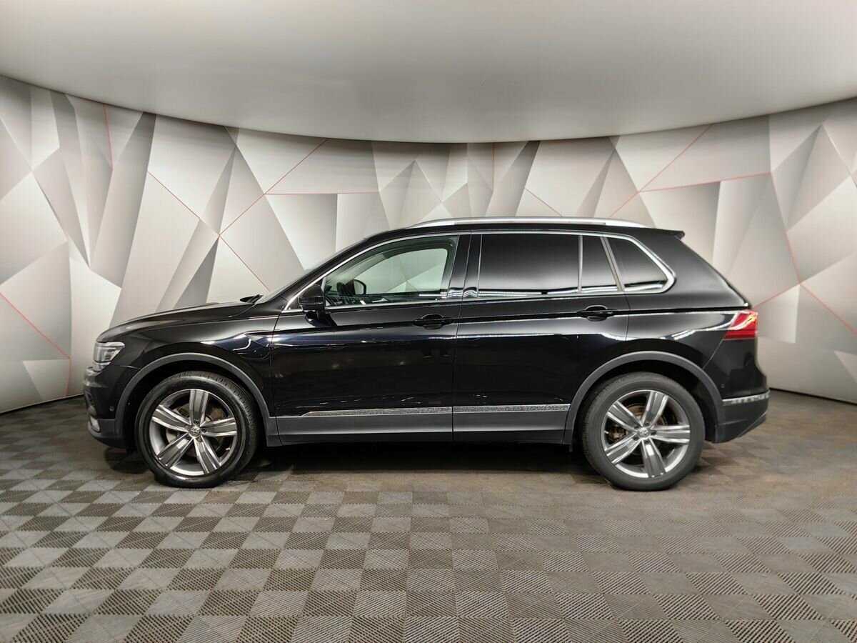 Купить Volkswagen Tiguan с пробегом. Фото: #4