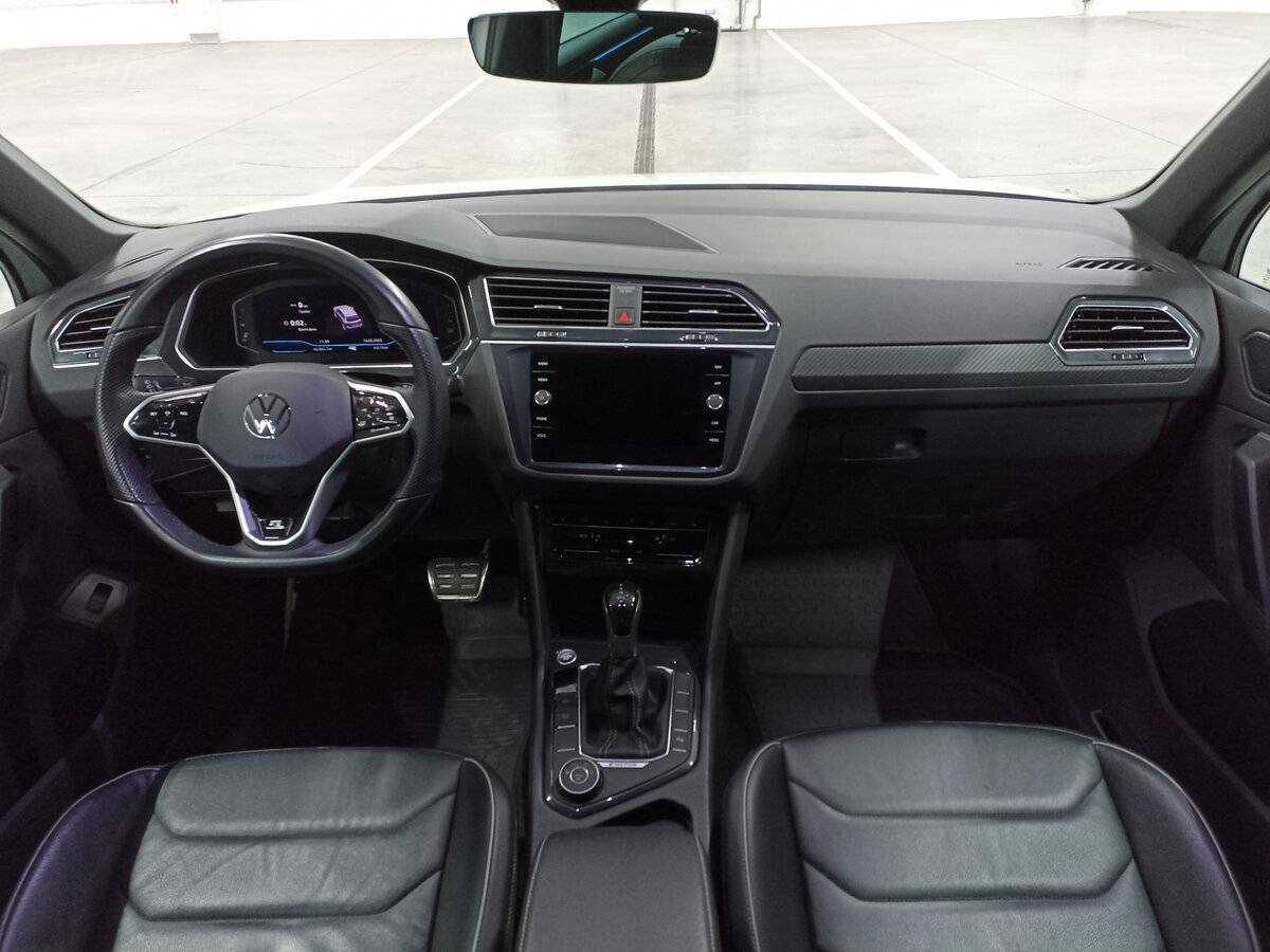Купить Volkswagen Tiguan с пробегом. Фото: #13