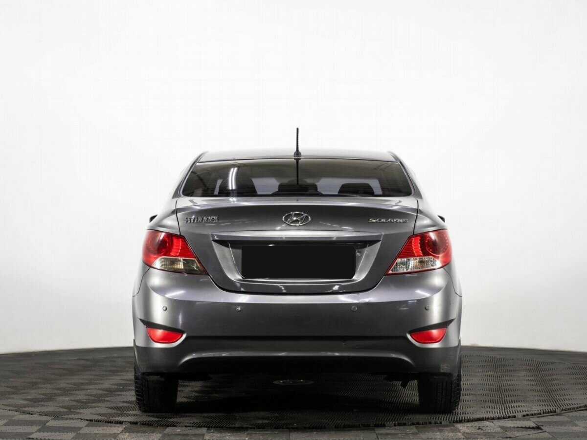 Купить Hyundai Solaris с пробегом. Фото: #4