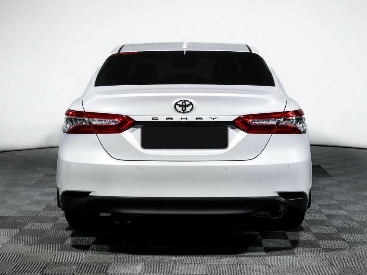Купить Toyota Camry с пробегом. Фото: #5