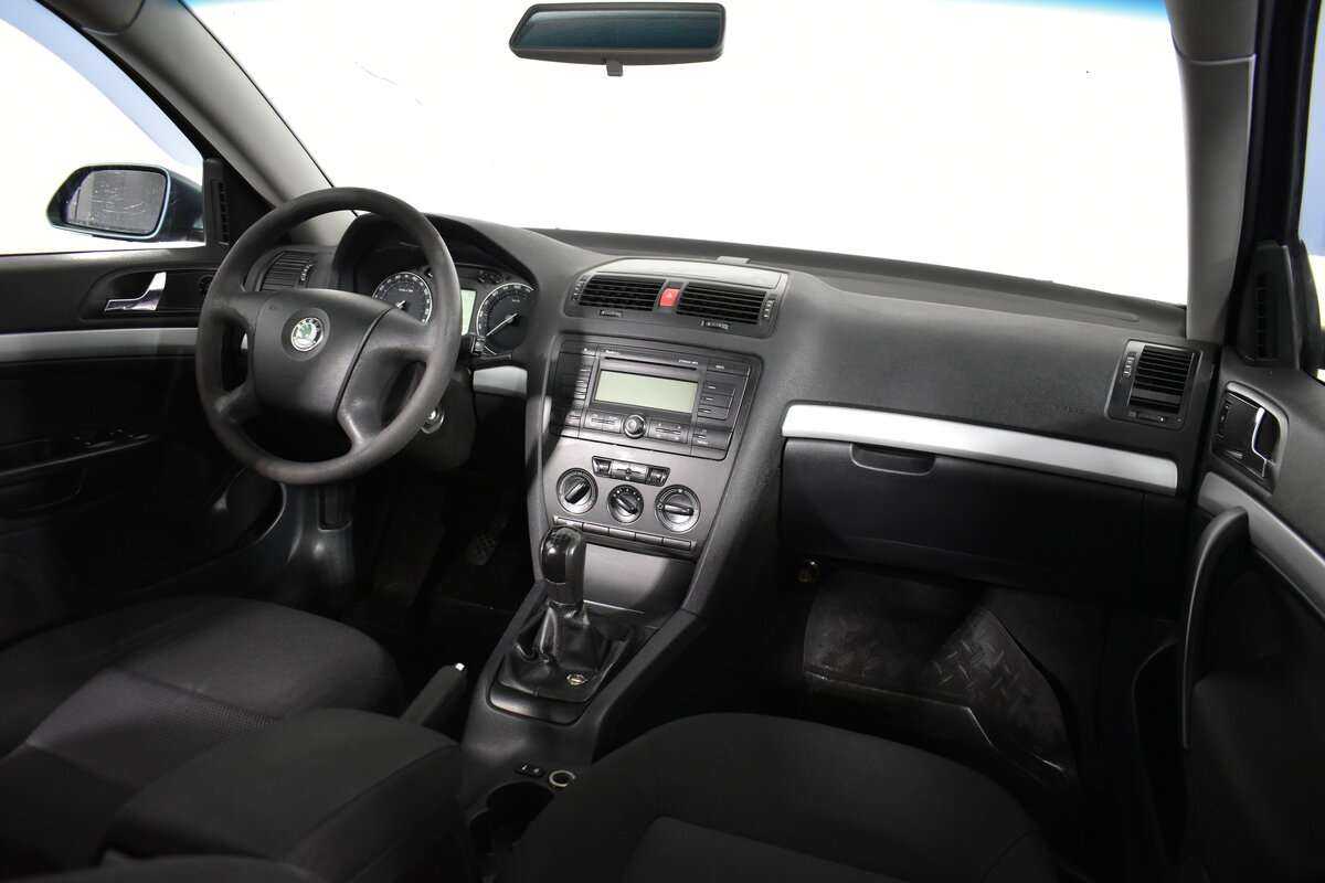 Купить Skoda Octavia с пробегом. Фото: #12