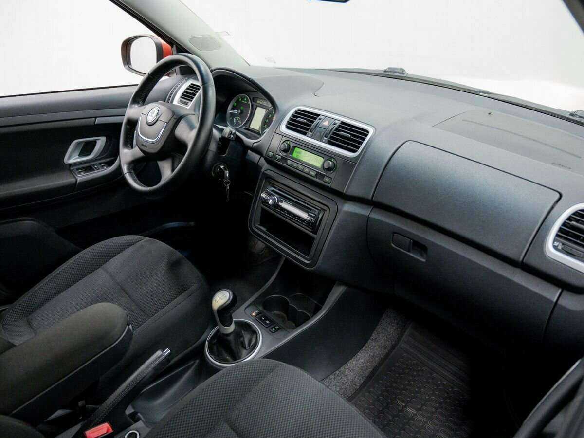 Купить Skoda Fabia с пробегом. Фото: #7