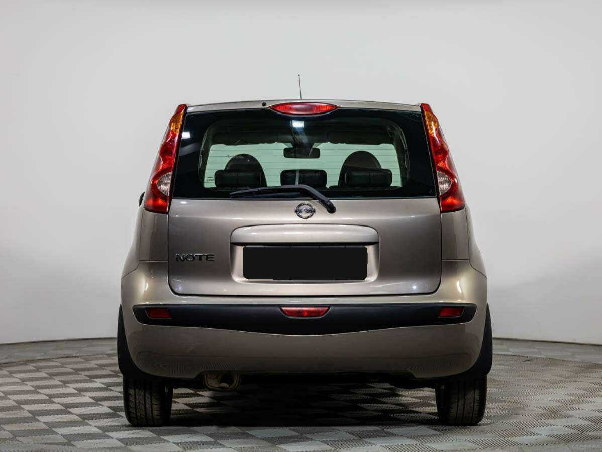 Купить Nissan Note с пробегом. Фото: #4