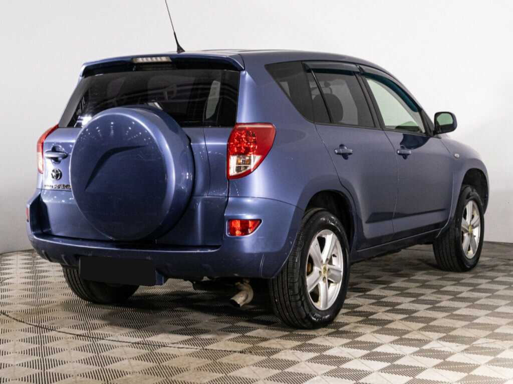 Купить Toyota RAV4 с пробегом. Фото: #4