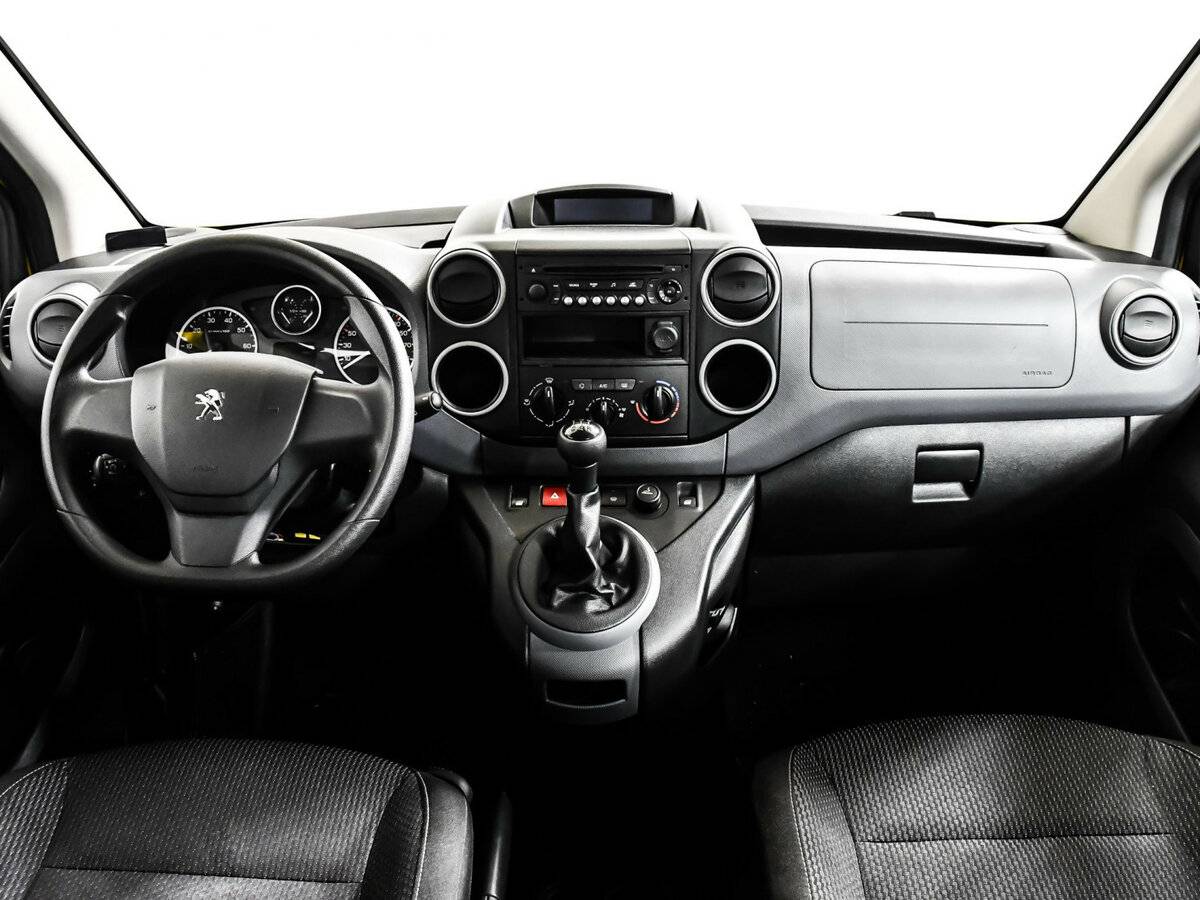 Купить Peugeot Partner с пробегом. Фото: #8